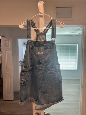 Levi's Light Blue Denim Short Overalls with Bib Pockets